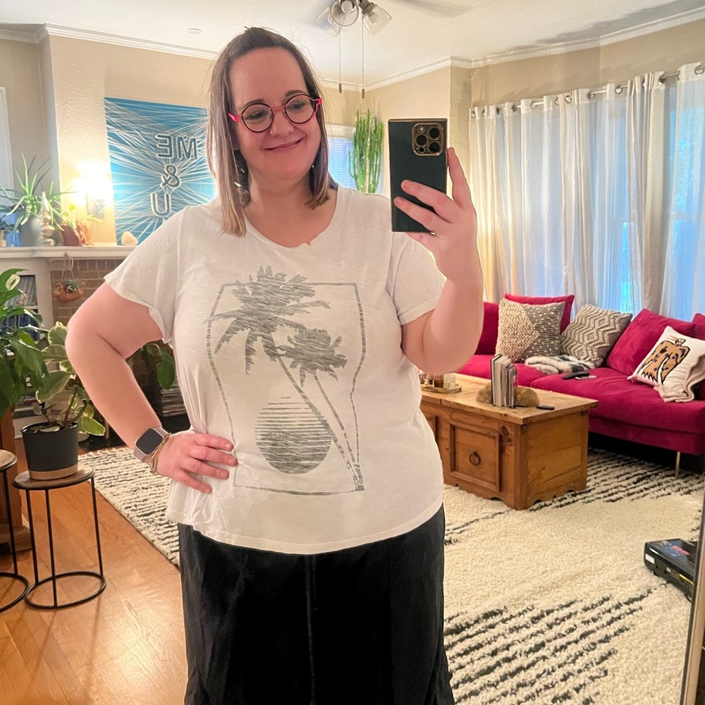 Anthropologie Sol Angeles graphic tee in 3X